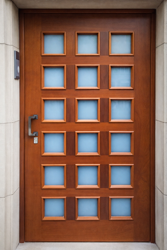 Porte bois semi-vitrée